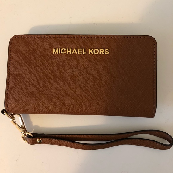 Michael Kors Clutch - Picture 2 of 4